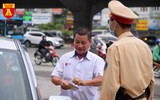Xử phạt nhiều trường hợp vi phạm giao thông trong ngày đầu tổng kiểm tra, kiểm soát phương tiện